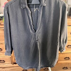 Casual Gray Button-Up Shirt